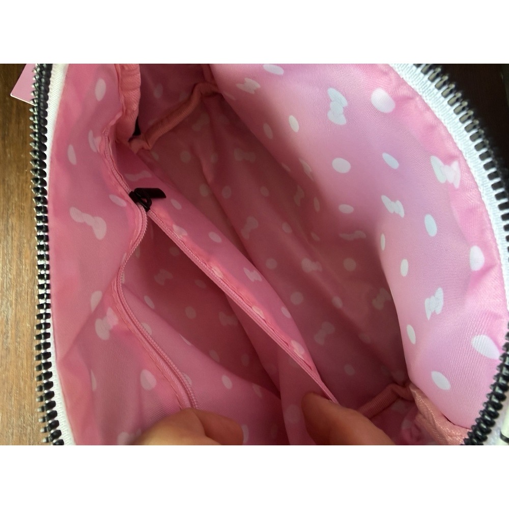 HELLO KITTY Impressions Vanity Cosmetic Pouch NWT White With Bows - Picture 5 of 10